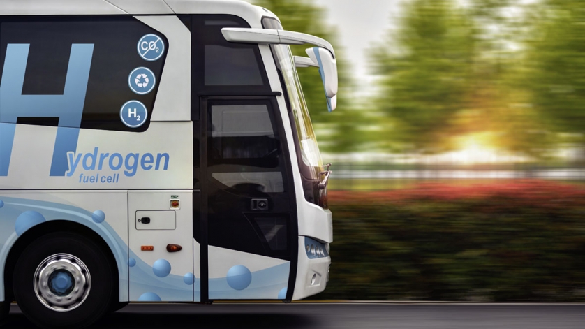 氢能移动出行：零排放的燃料电池巴士